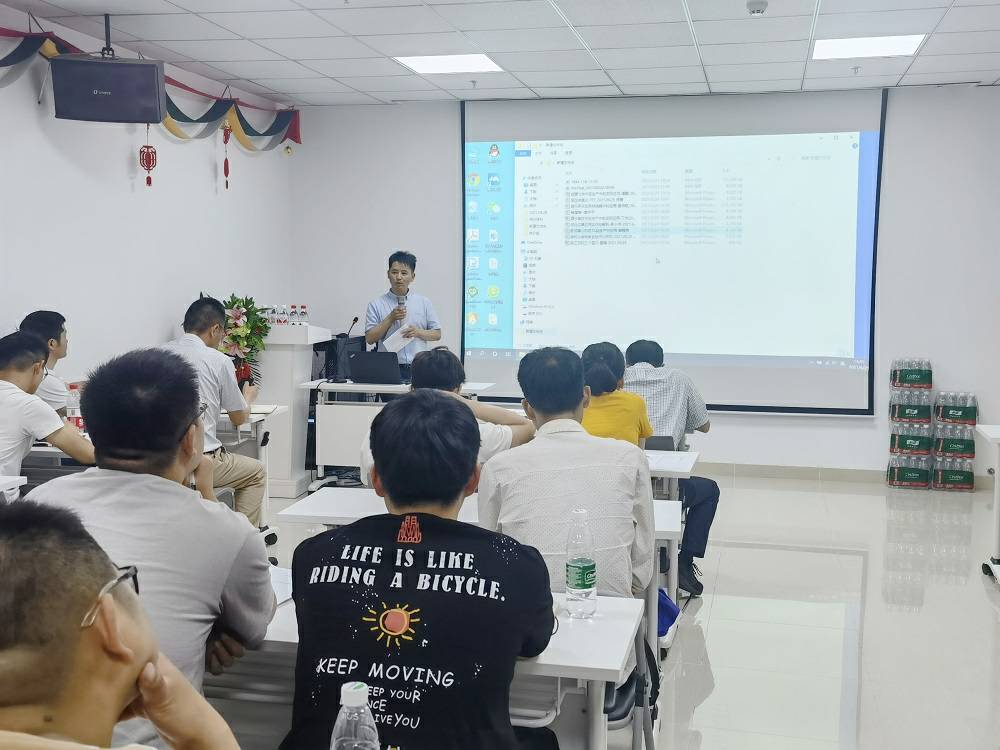 1625468117.jpg 福州俊瑶食品科研技术有限公司药业技术交流会 (3) - 副本.jpg
